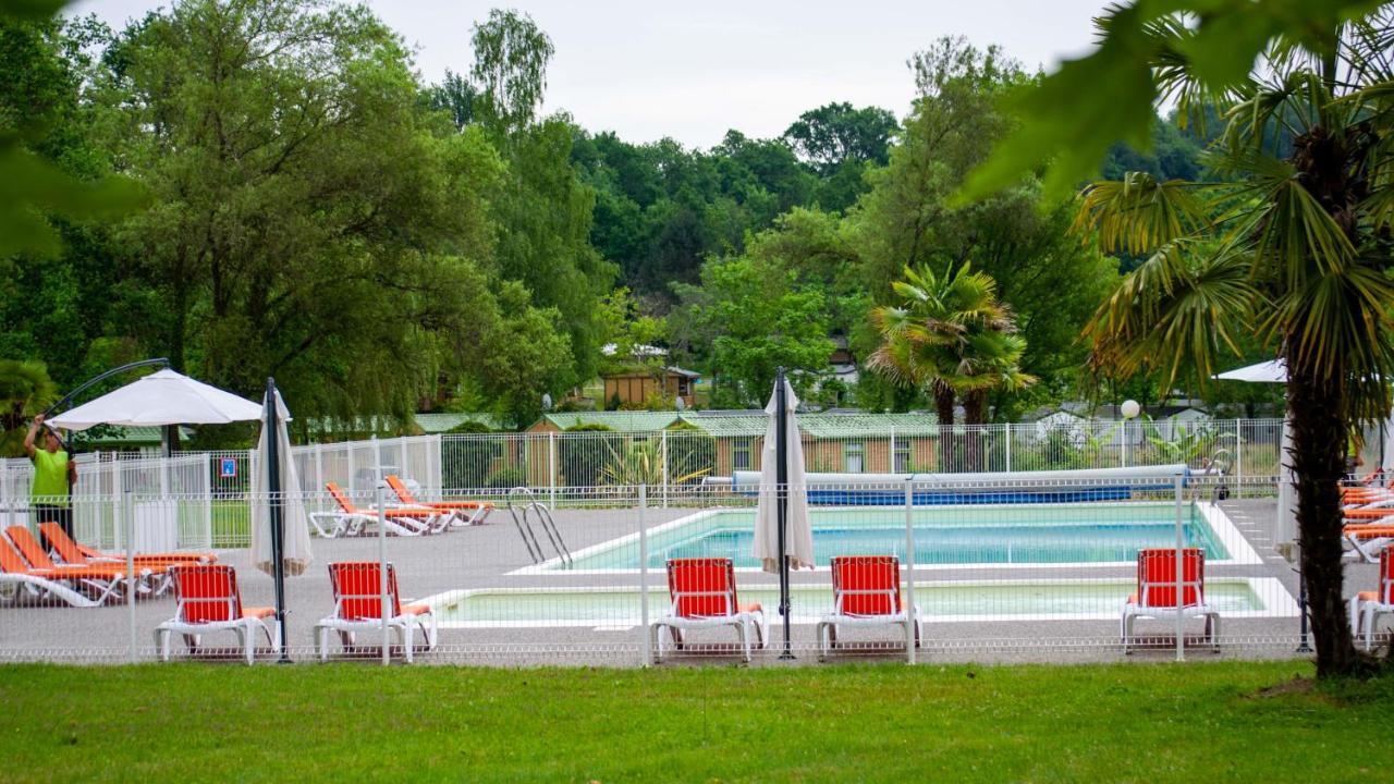 Campingplatz Parc D'audinac Les Bains 3 Etoiles - Piscine Chauffee - Vue Montagne 3*